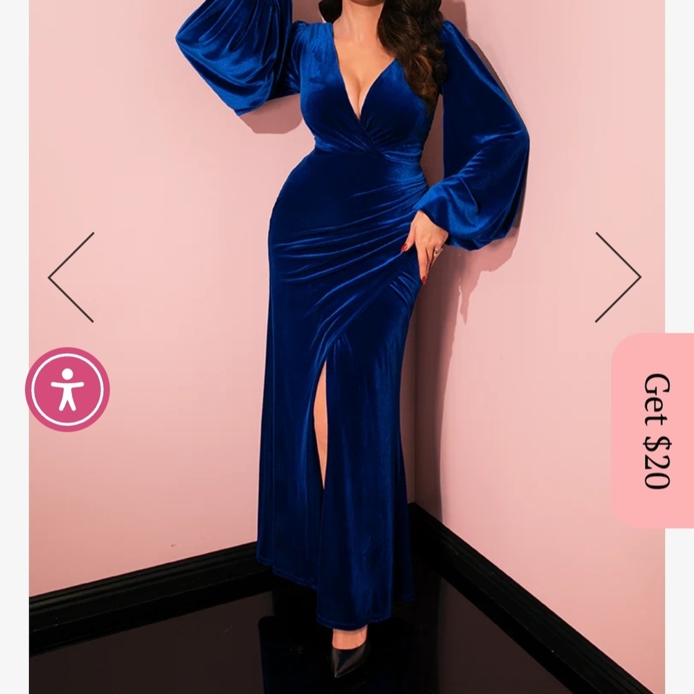 Micheline Pitt Film Noir Blue Velvet Gown With Turban Size Large